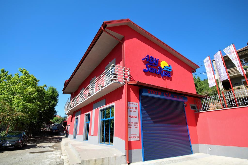 Hotel Aby Sunrise Orşova Exterior foto