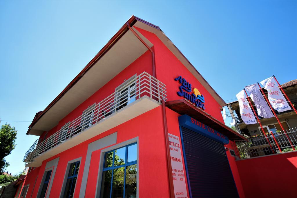 Hotel Aby Sunrise Orşova Exterior foto